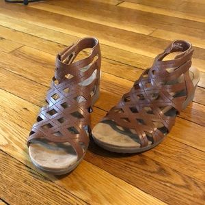 baretraps trella sandals